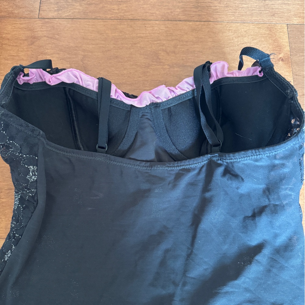 Victoria’s Secret sexy little thing bustier top - Picture 4 of 6